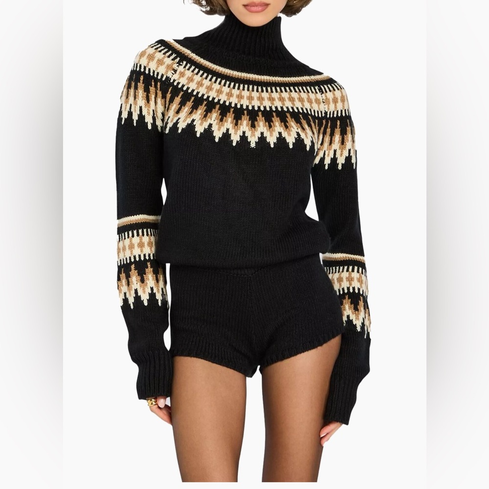SEXY romper and matching leg warmers. New with Tags 🖤